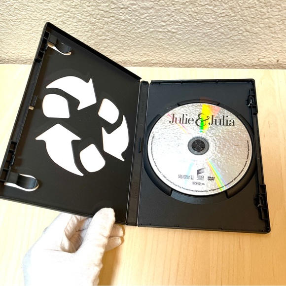 Julie & Julia: Meryl Streep & Amy Adams. DVD. EUC - Picture 3 of 3